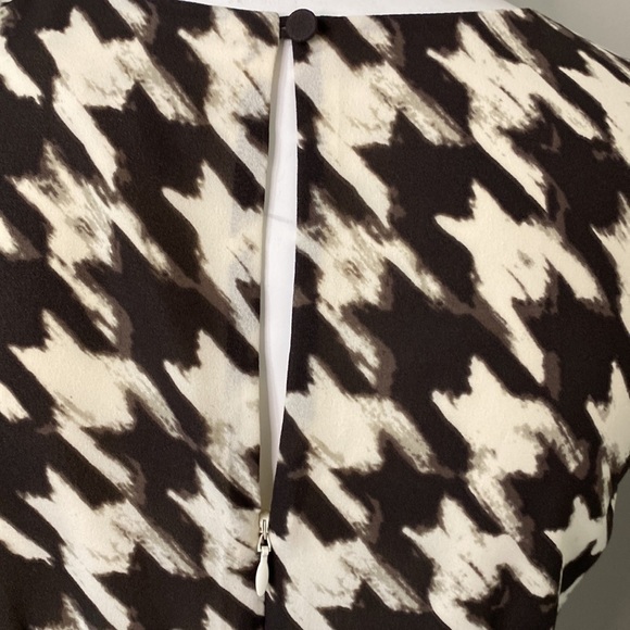 J.Crew black & cream houndstooth
Shift Dress Sz 2 
💯 excellent condition - Picture 11 of 13